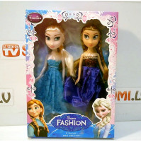 Frozen II series dolls Princesses Elsa or Anna
