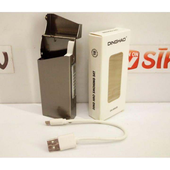 Stylish aluminum cigarette case with a built-in electric lighter