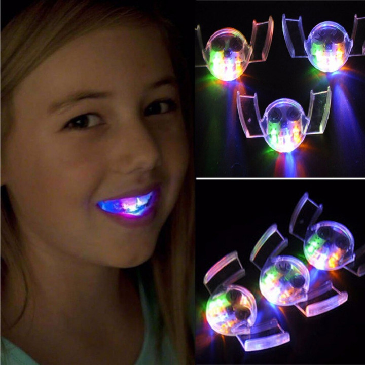 LED apgaismojums zobiem – mirgojošā LED zobu kapa ballītēm, Helovīnam, fotosessijām