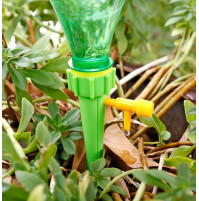 Automatic Drip Irrigation Watering System Spike for Plants Flower Indoor Household Waterers Bottle