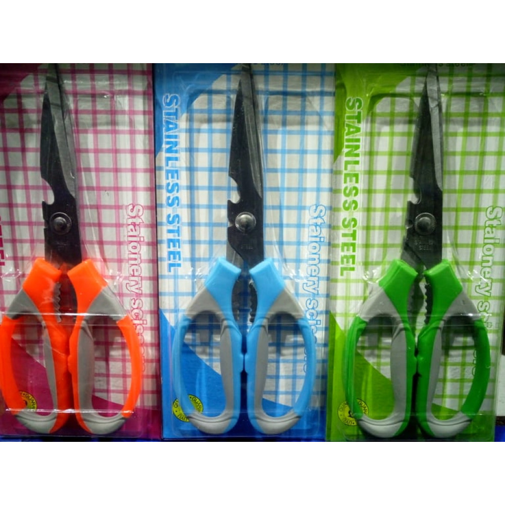 Kitchen scissors with bottle opener PET bottles