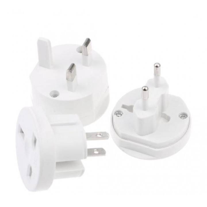 Universal travel multi outlet adapter for sockets of different countries