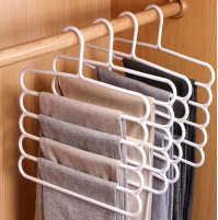 Multifunctional hanger for clothes, pants, scarves, ties, with 5 compartments